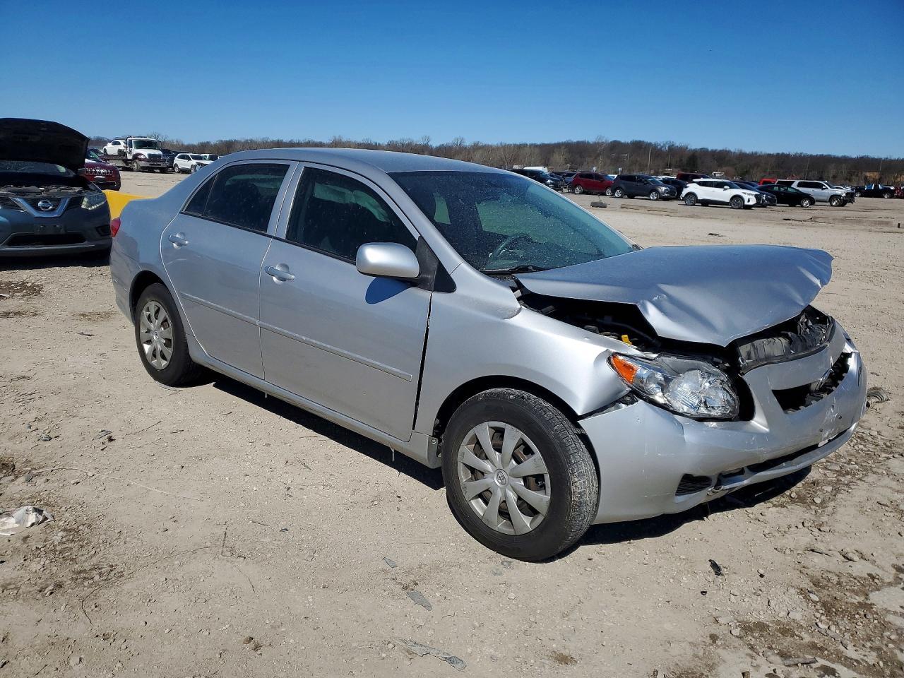 2010 Toyota Corolla Le - Фото 4