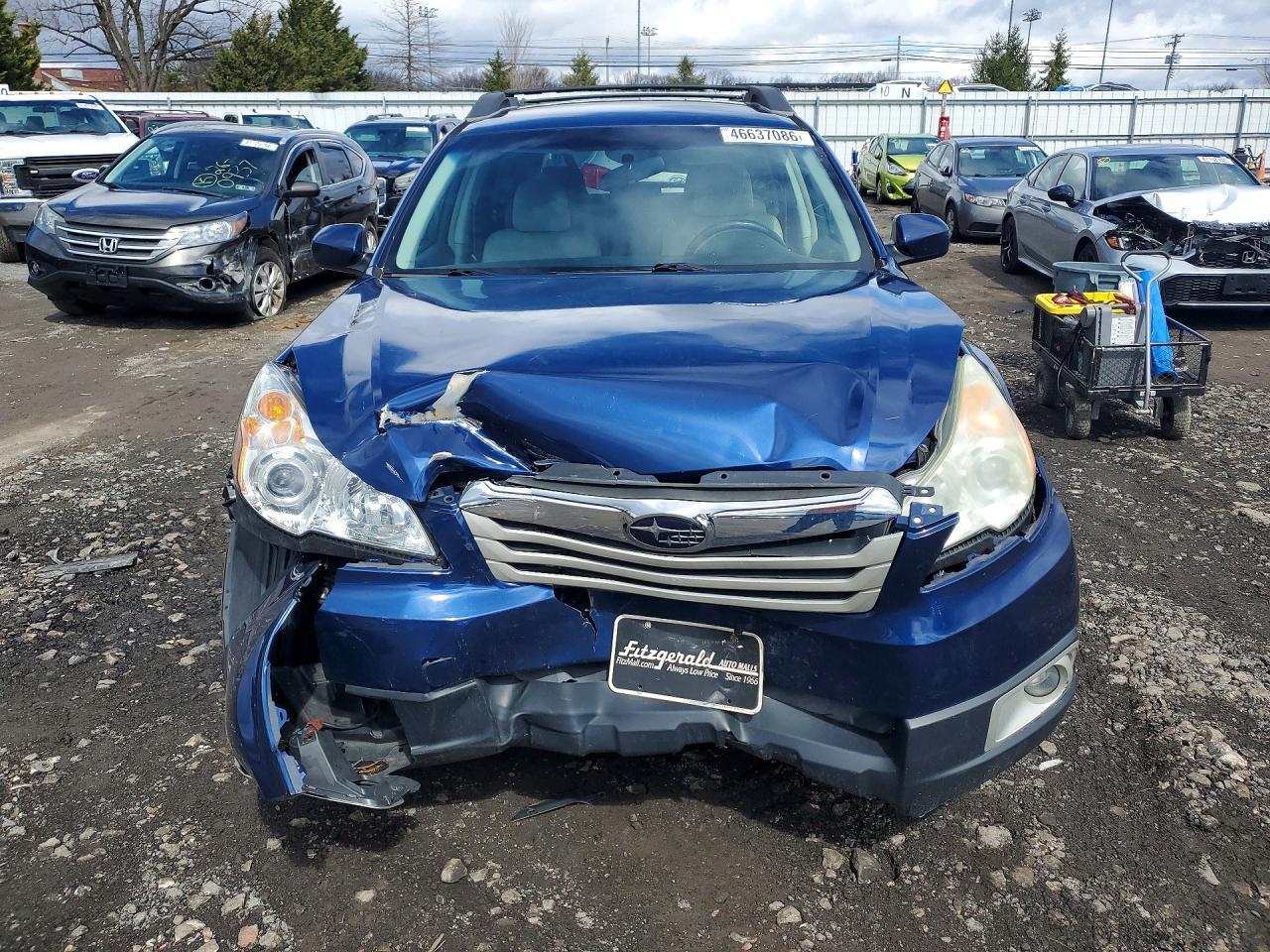 2010 Subaru Outback 2.5I Premium - Image 5