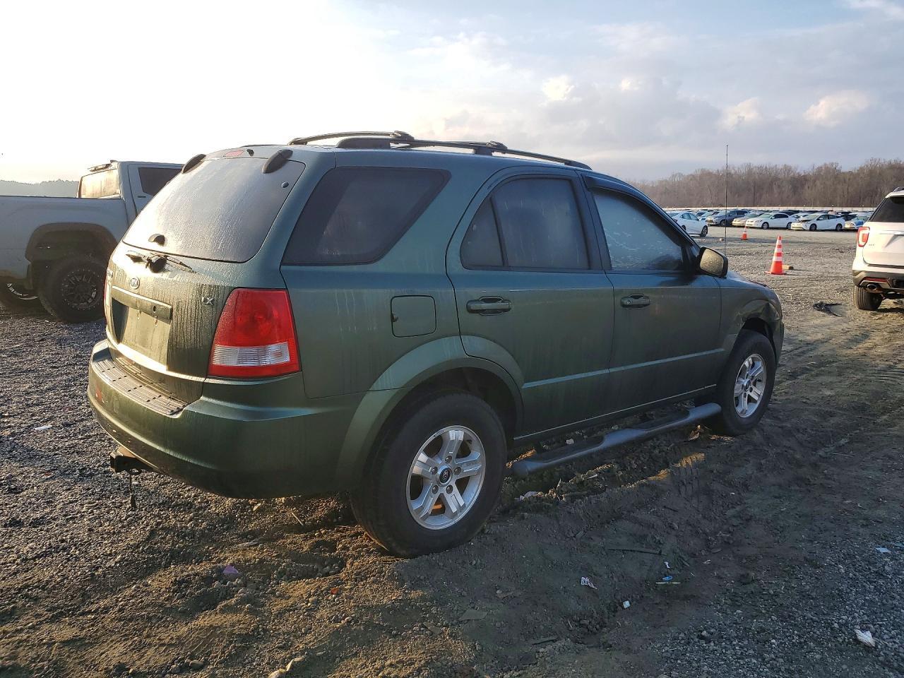 2004 Kia Sorento - Фото 3