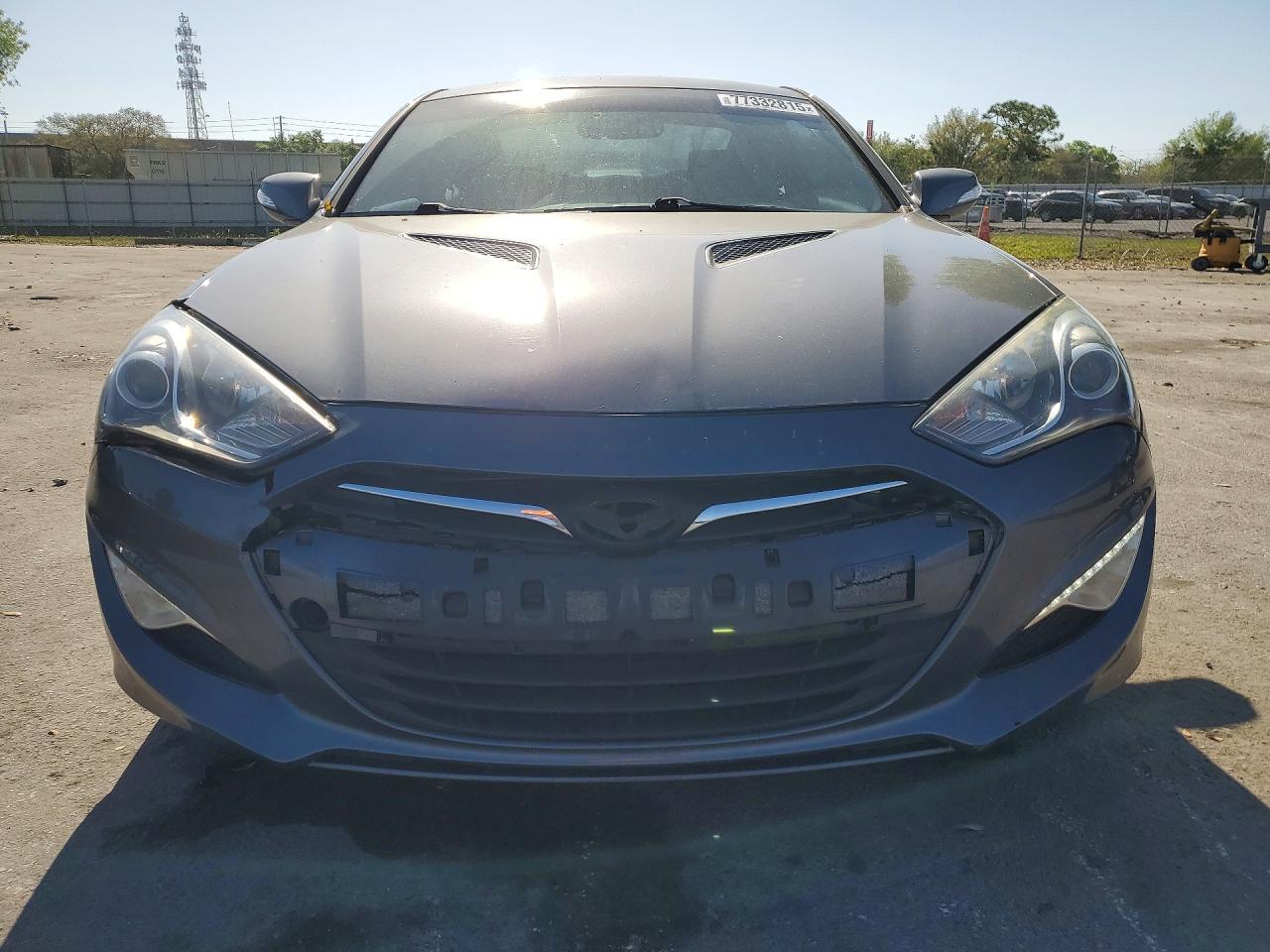 2016 Hyundai Genesis Coupe 3.8L - Фото 5
