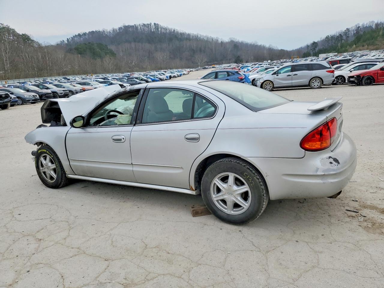 2004 Oldsmobile Alero Gl - Фото 2