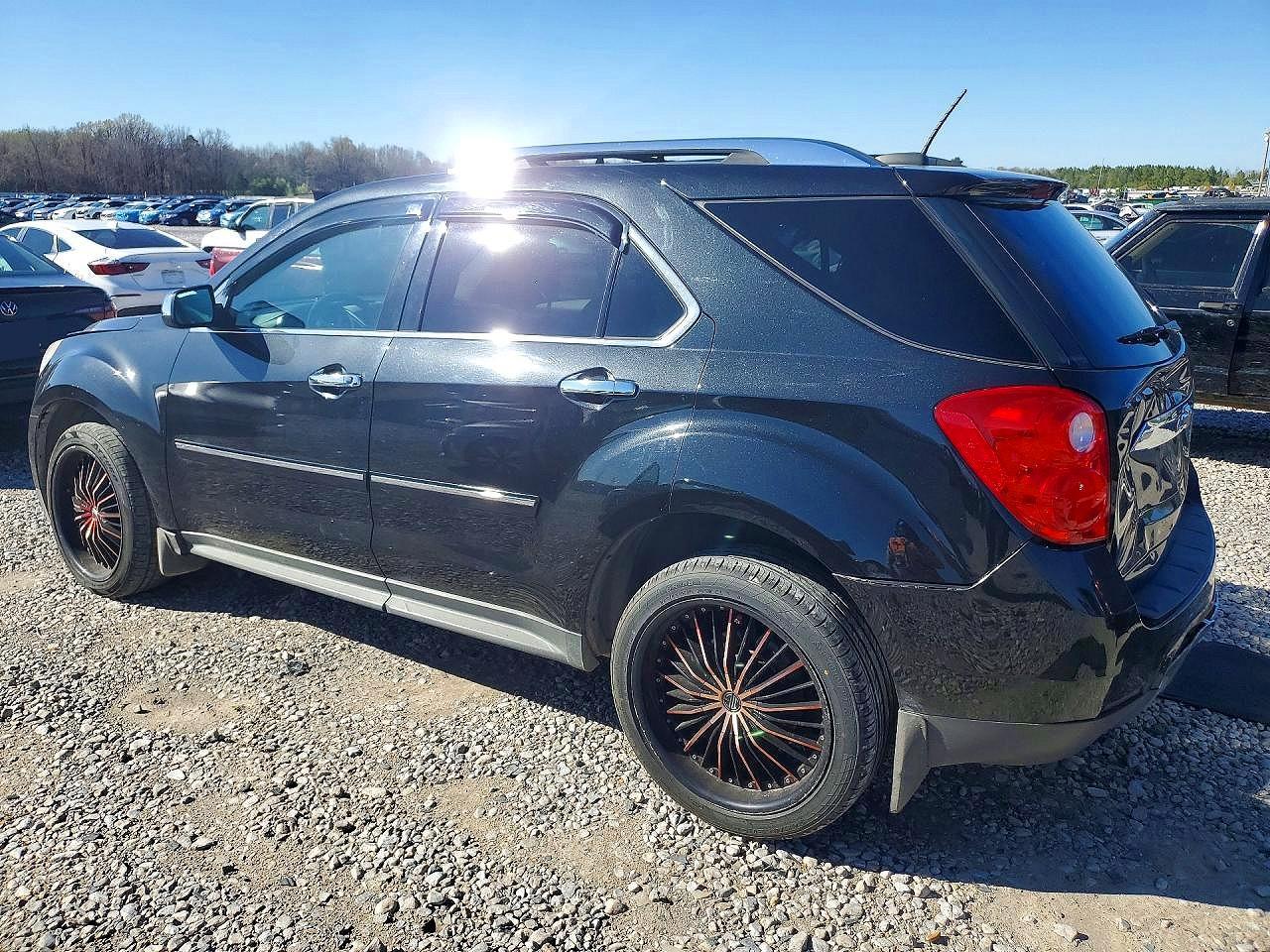 2015 Chevrolet Equinox Ltz - Image 2