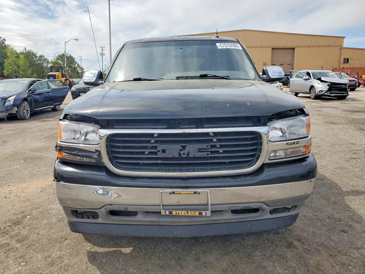 2005 GMC Yukon - Image 5