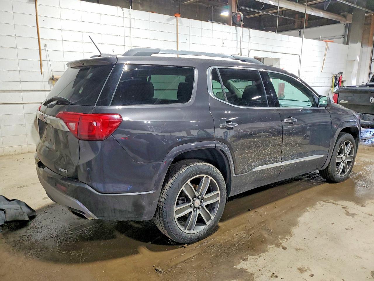 2017 GMC Acadia Denali - Image 3