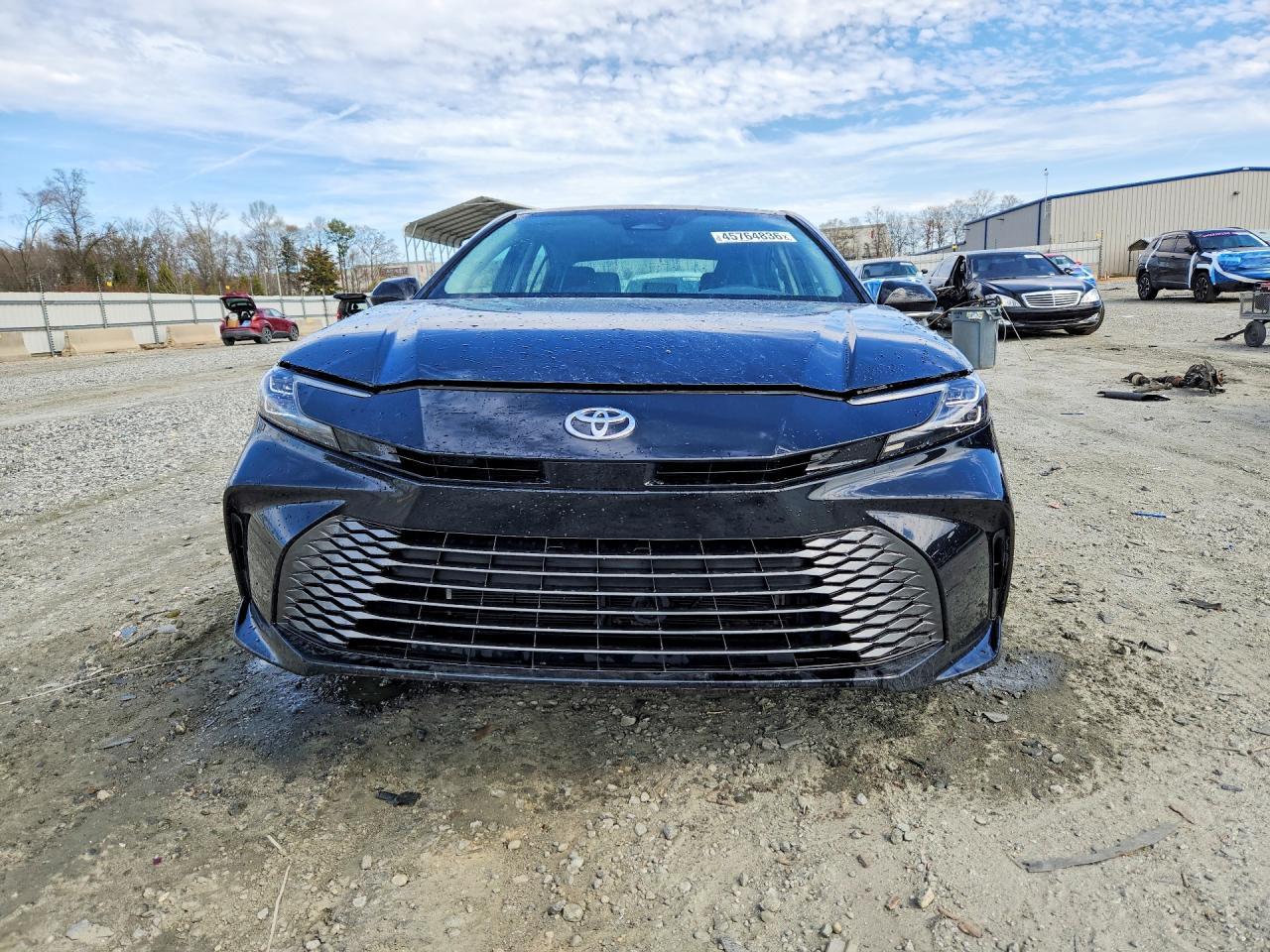 2025 Toyota Camry Xle - Image 5