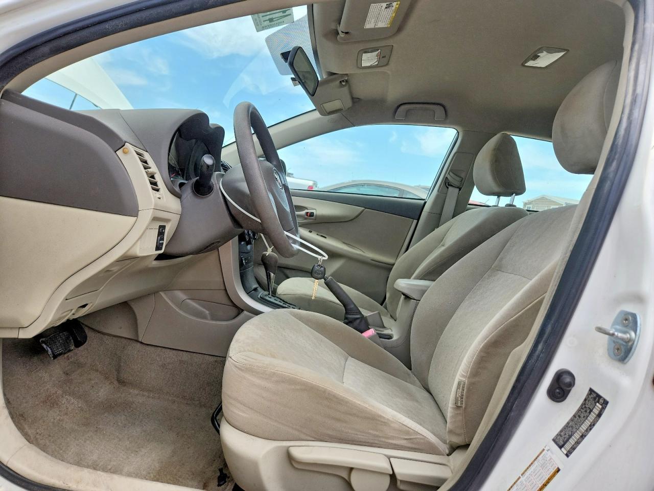 2009 Toyota Corolla Le - Фото 7