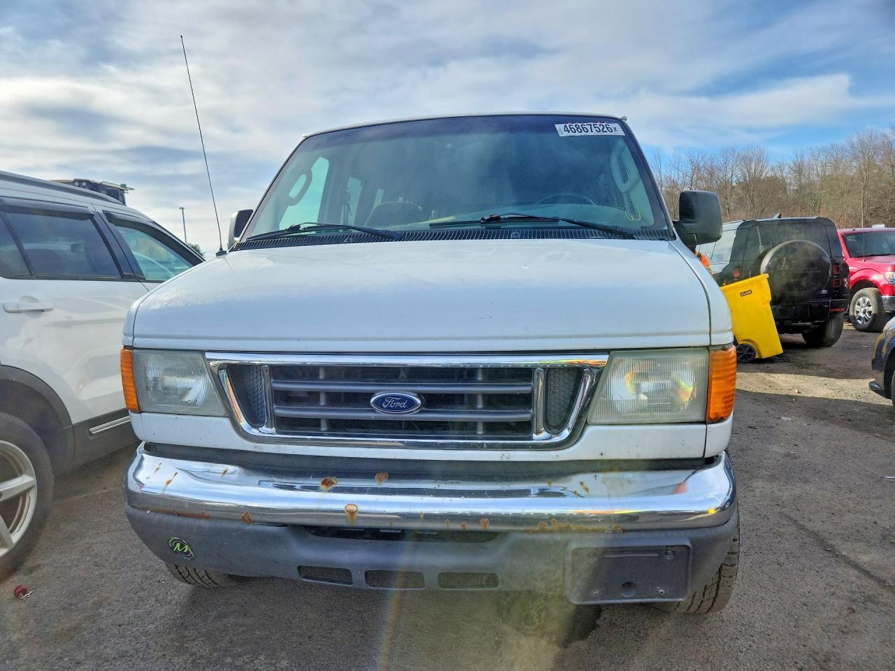 2004 Ford Econoline E350 Super Duty Wagon - Фото 5
