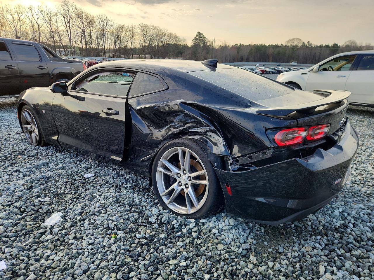 2019 Chevrolet Camaro Ss - Фото 2