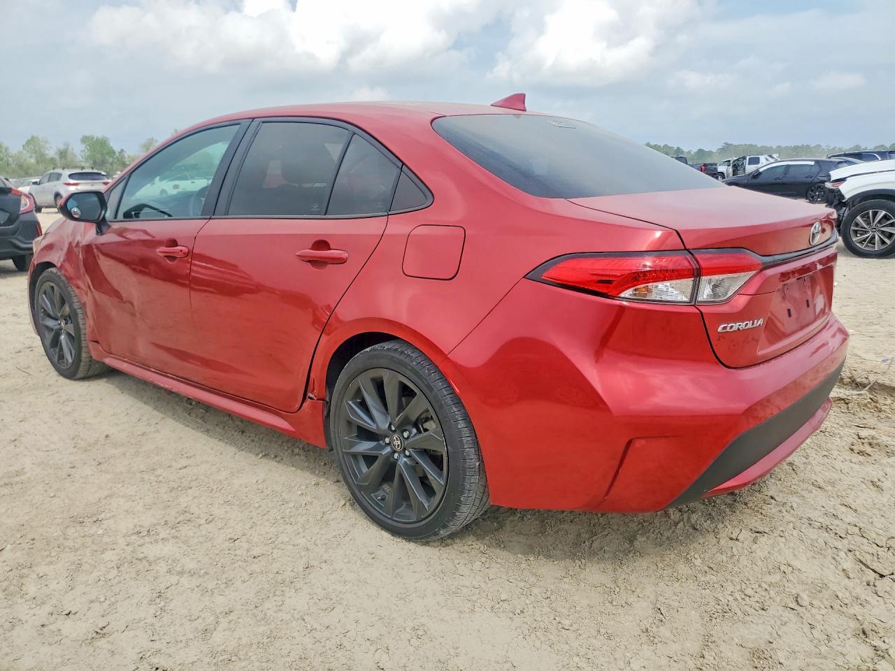 2021 Toyota Corolla Le - Image 2