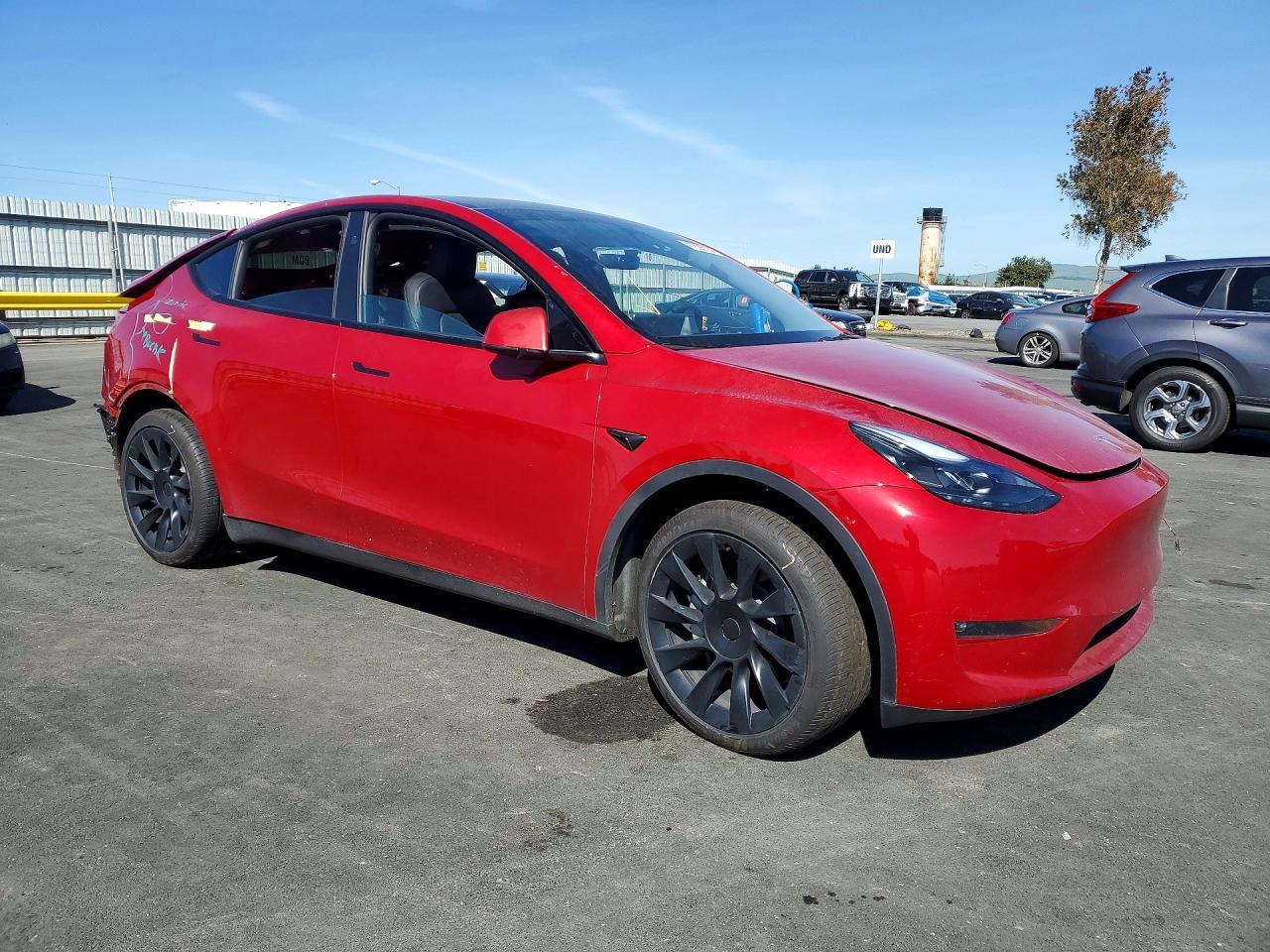 2023 Tesla Model Y - Image 4