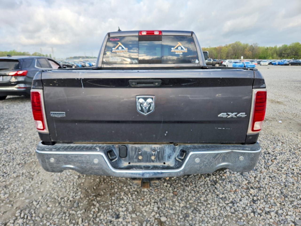 2016 Ram 1500 Laramie - Фото 6