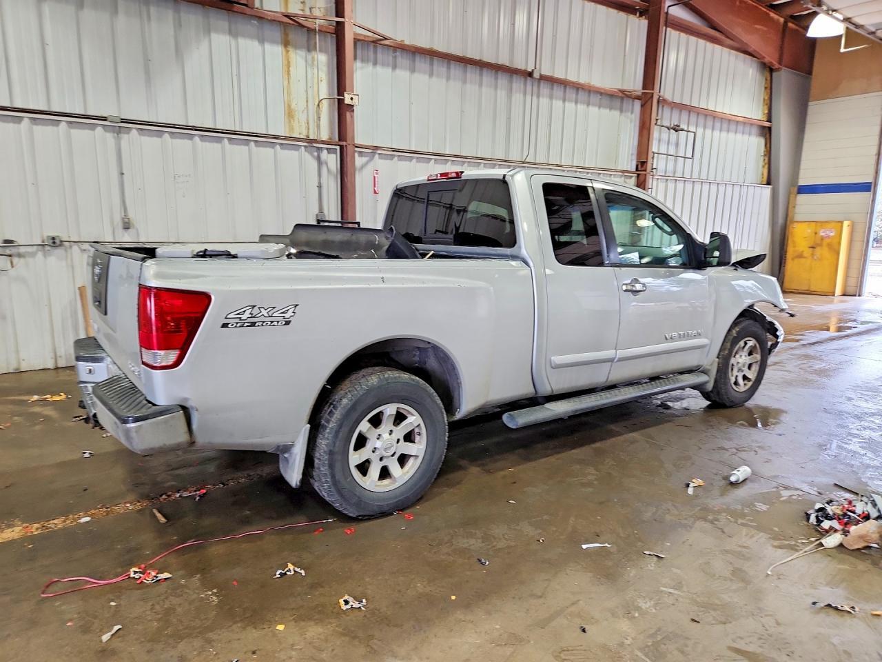 2006 Nissan Titan Xe - Фото 3