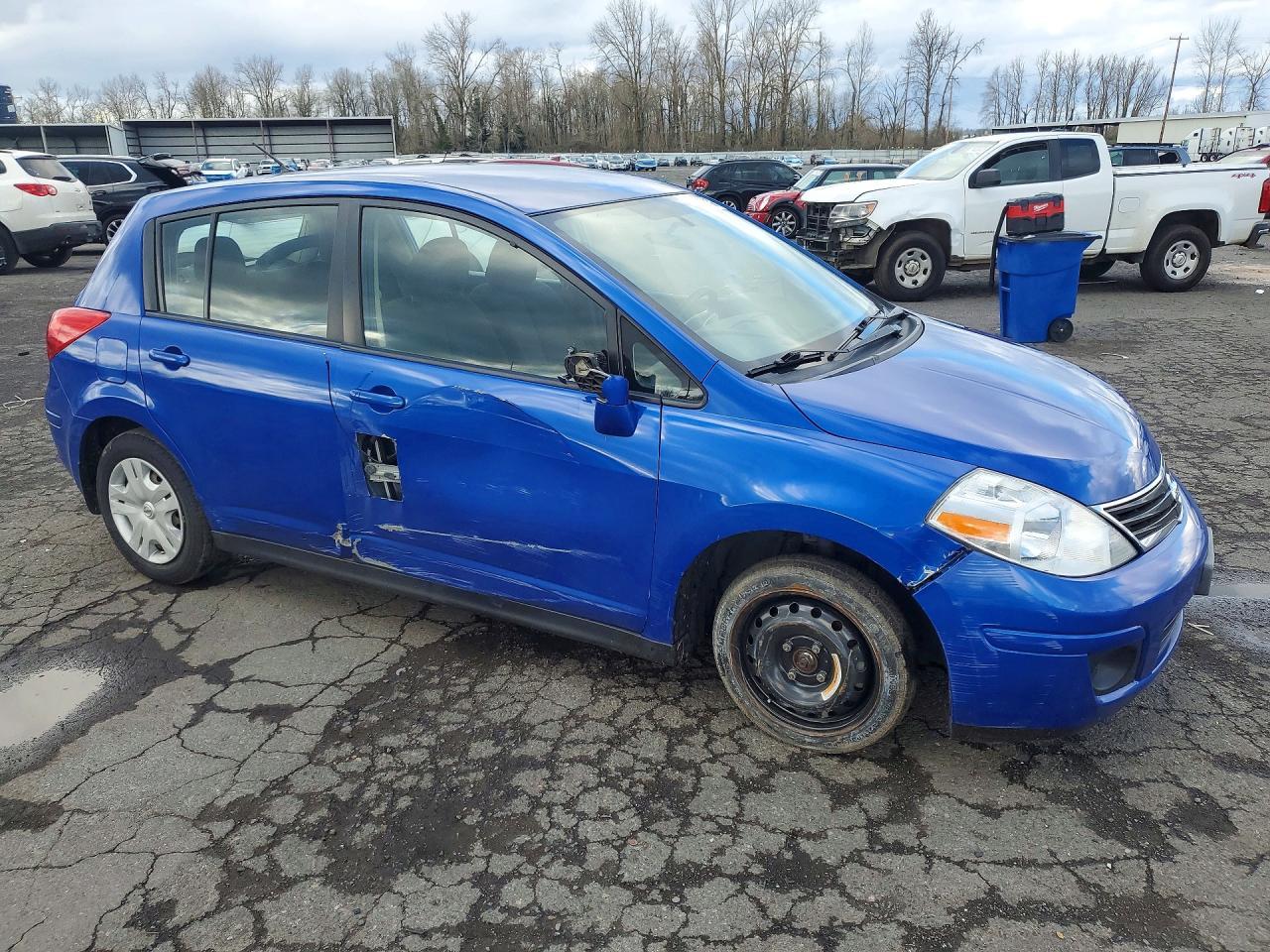 2012 Nissan Versa 1.8 S - Image 4