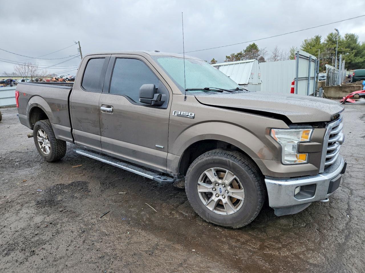 2015 Ford F150 Super Cab - Image 4