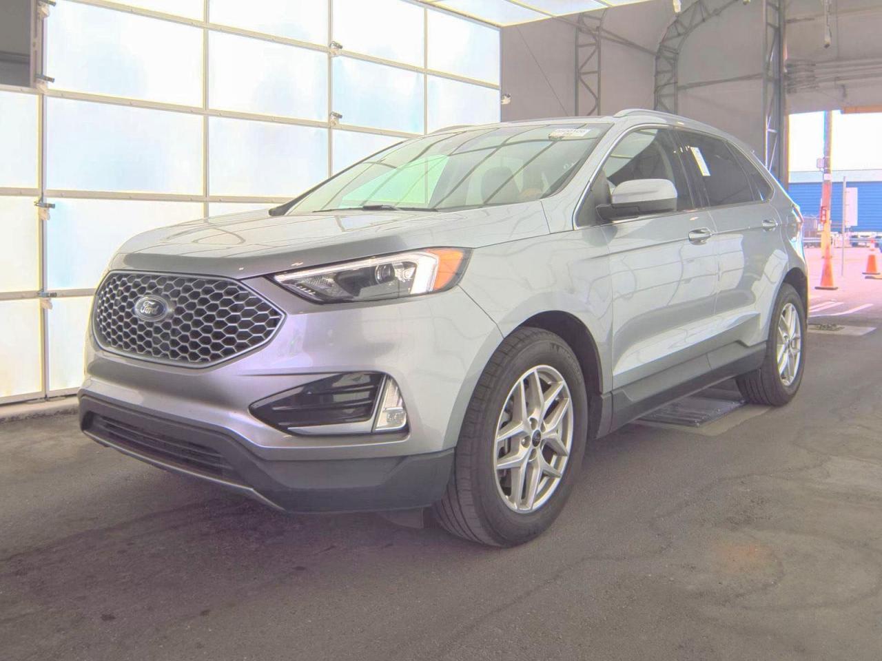 2024 Ford Edge Sel - Image 2