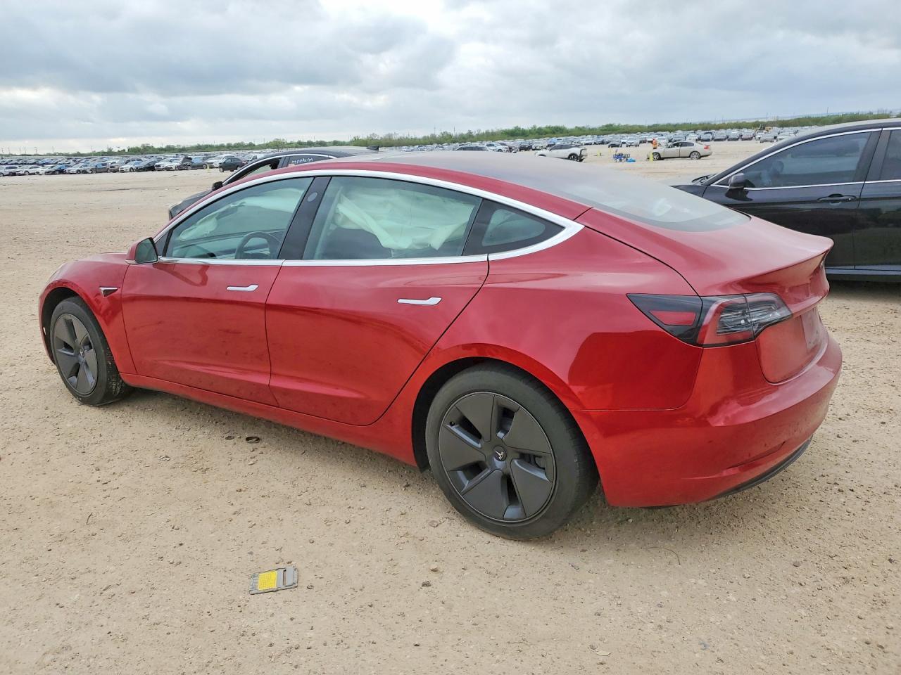 2018 Tesla Model 3 - Фото 2