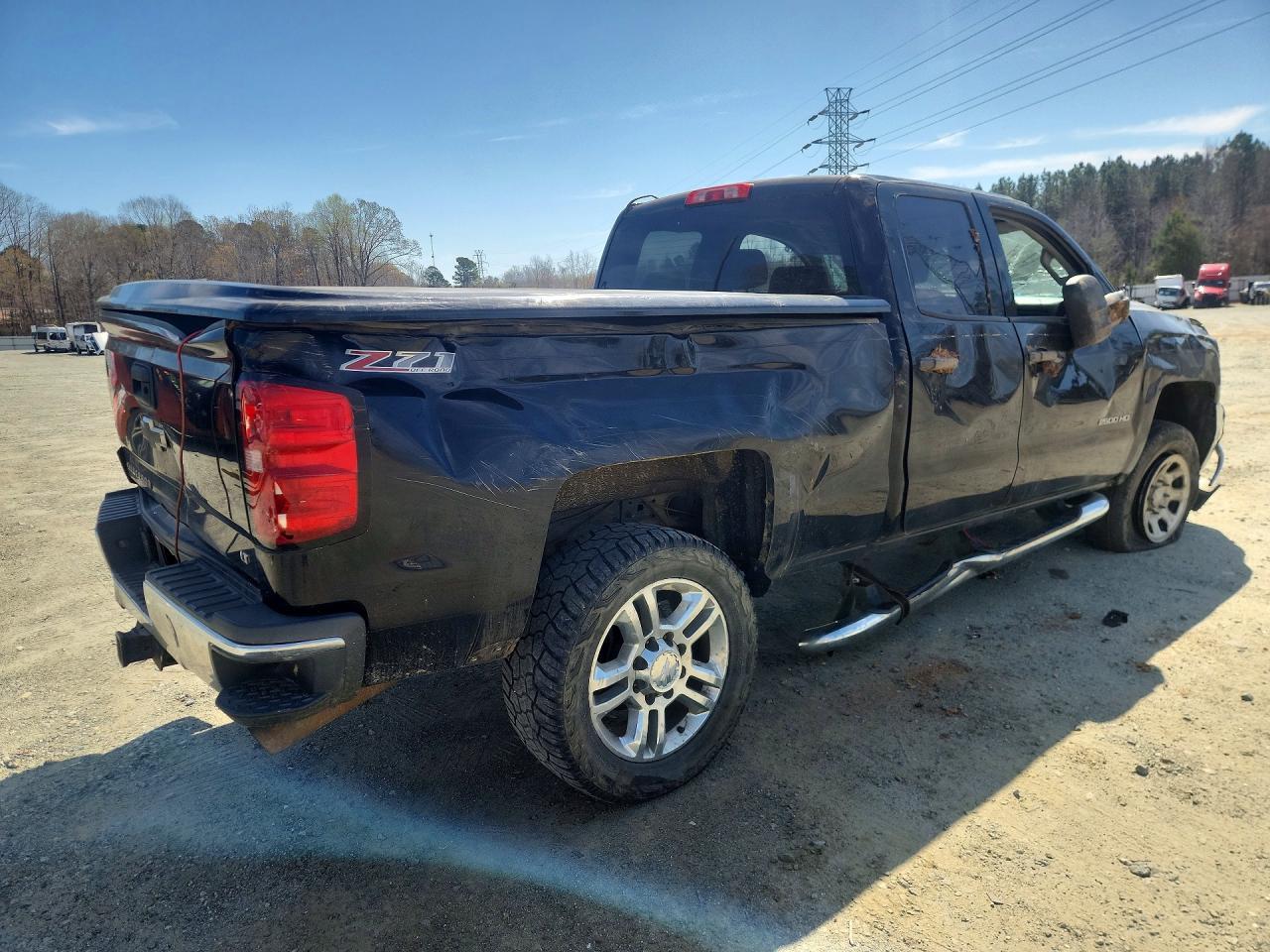2015 Chevrolet Silverado K2500 Heavy Duty Lt - Image 3