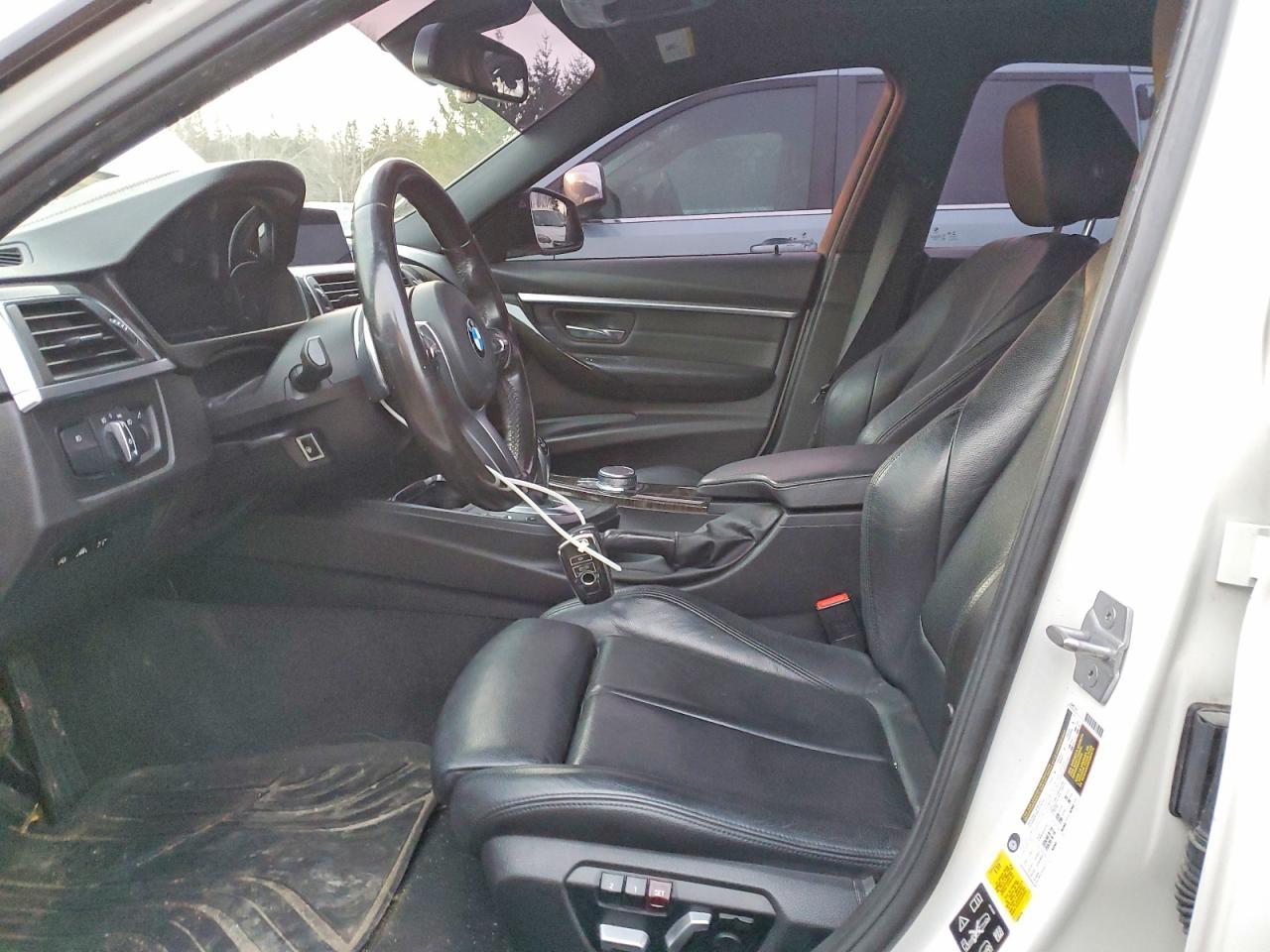 2018 BMW 330 Xi - Image 7