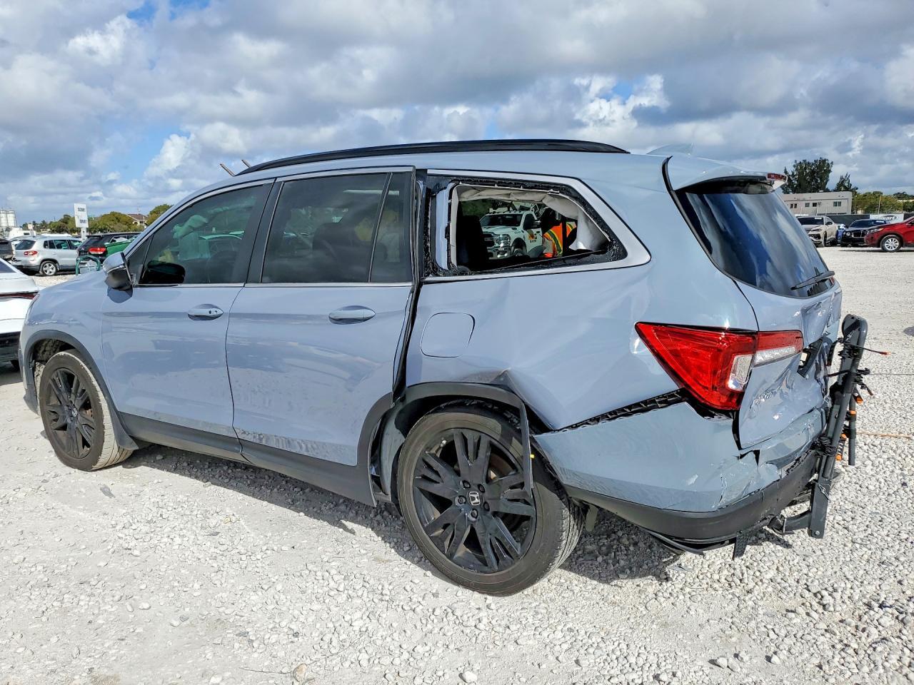2022 Honda Pilot Se - Фото 2