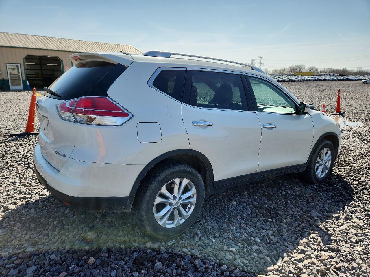 2016 Nissan Rogue Sv - Фото 3