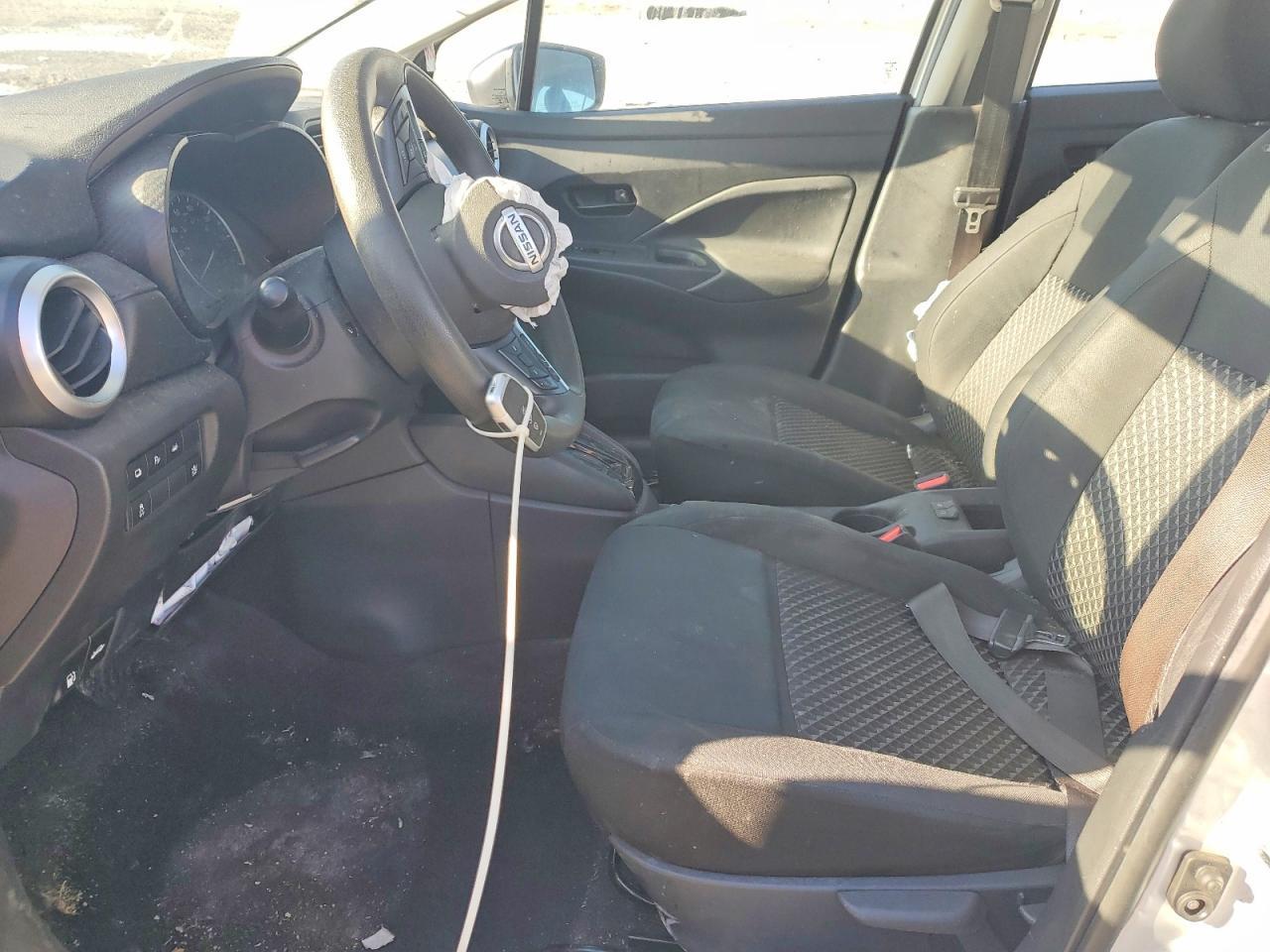 2021 Nissan Versa S - Image 7