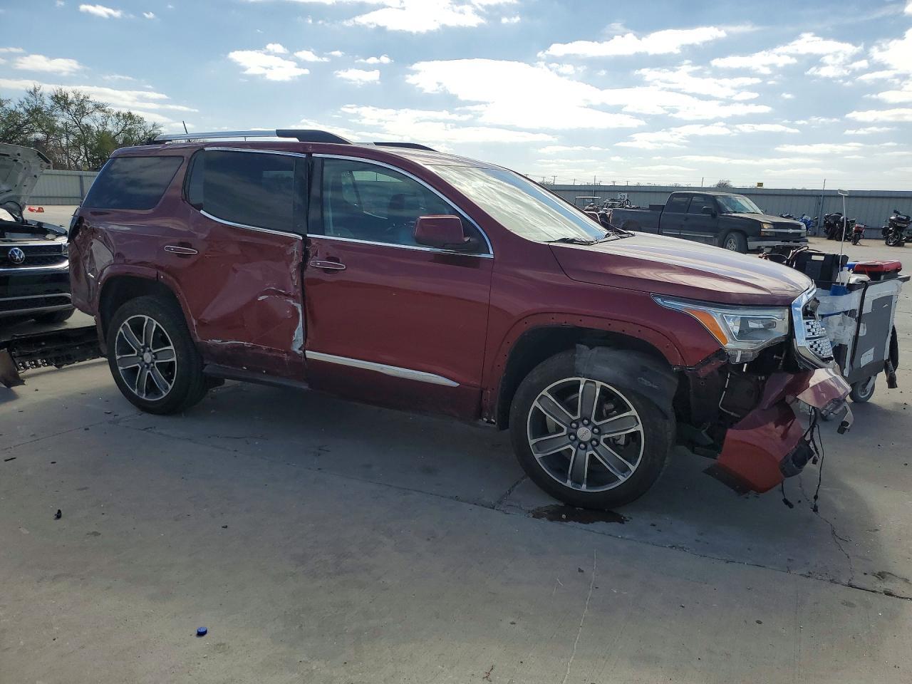 2018 GMC Acadia Denali - Фото 4
