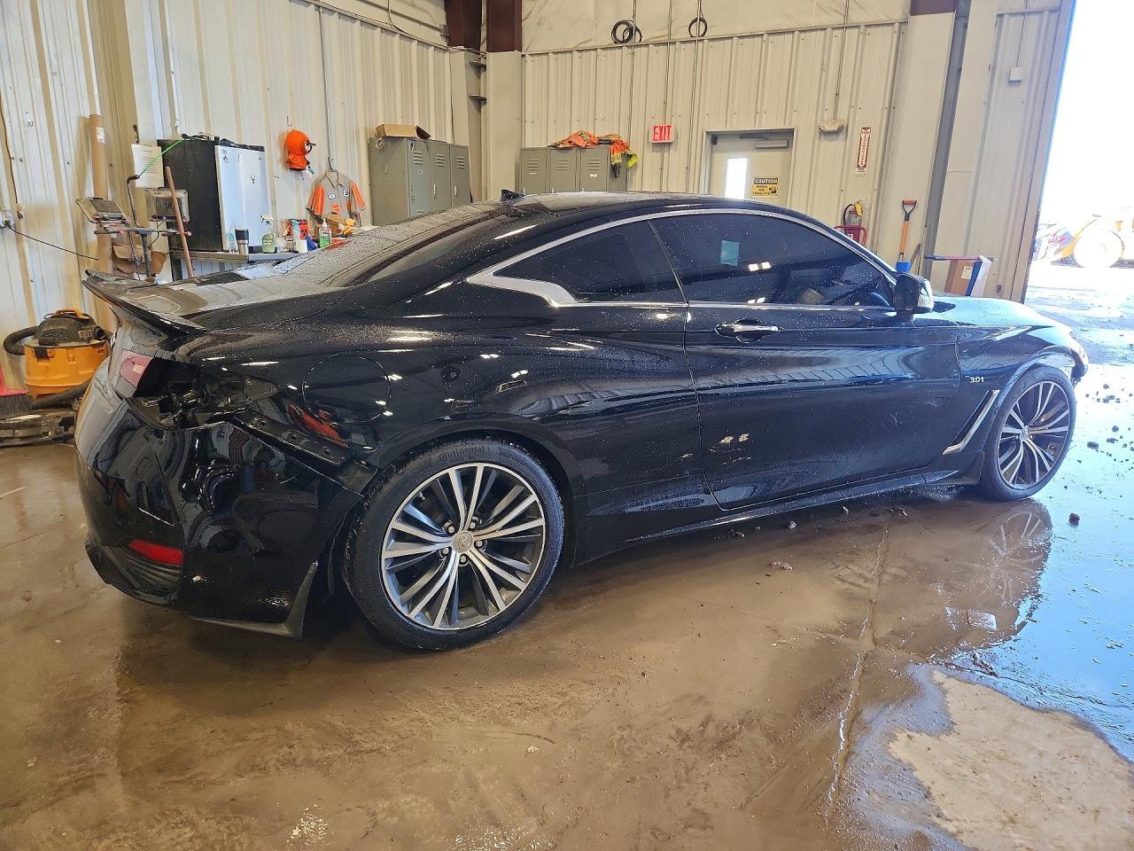 2017 Infiniti Q60 3.0T Premium - Фото 3