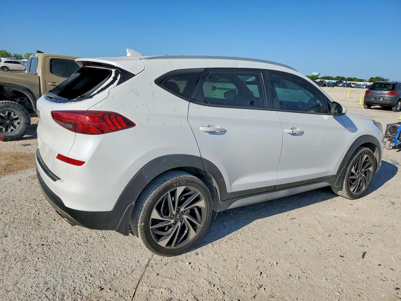 2020 Hyundai Tucson Sport - Image 3