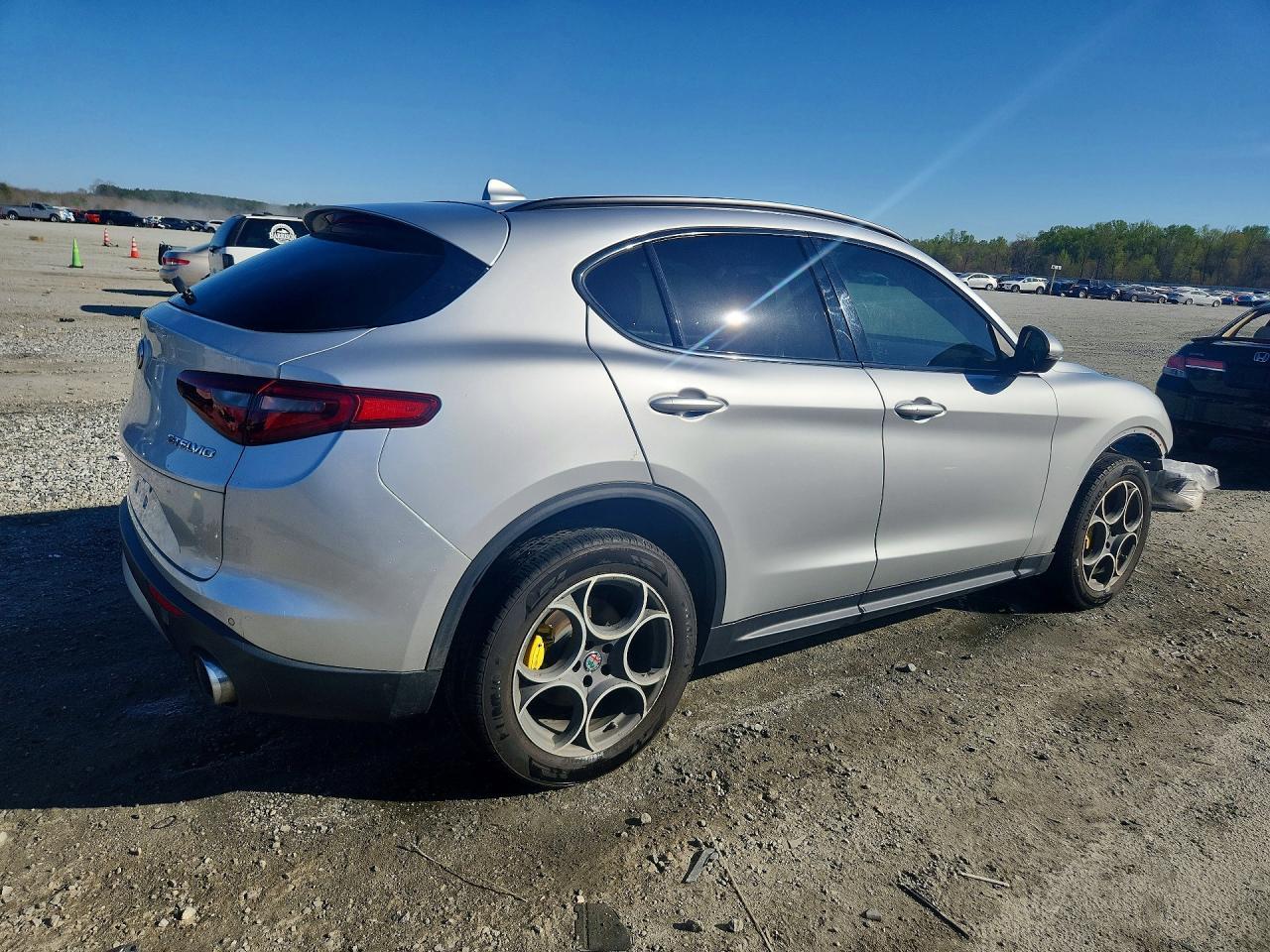 2018 Alfa Romeo Stelvio Sport - Фото 3