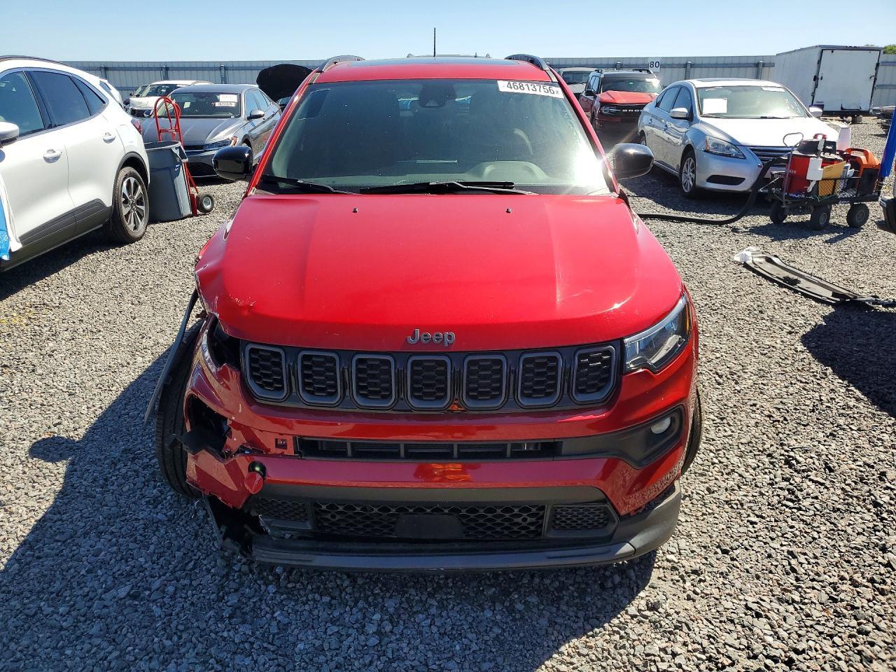 2025 Jeep Compass Latitude - Фото 5