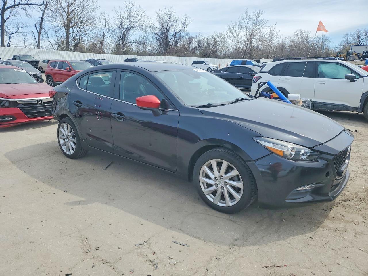 2017 Mazda 3 Touring - Фото 4
