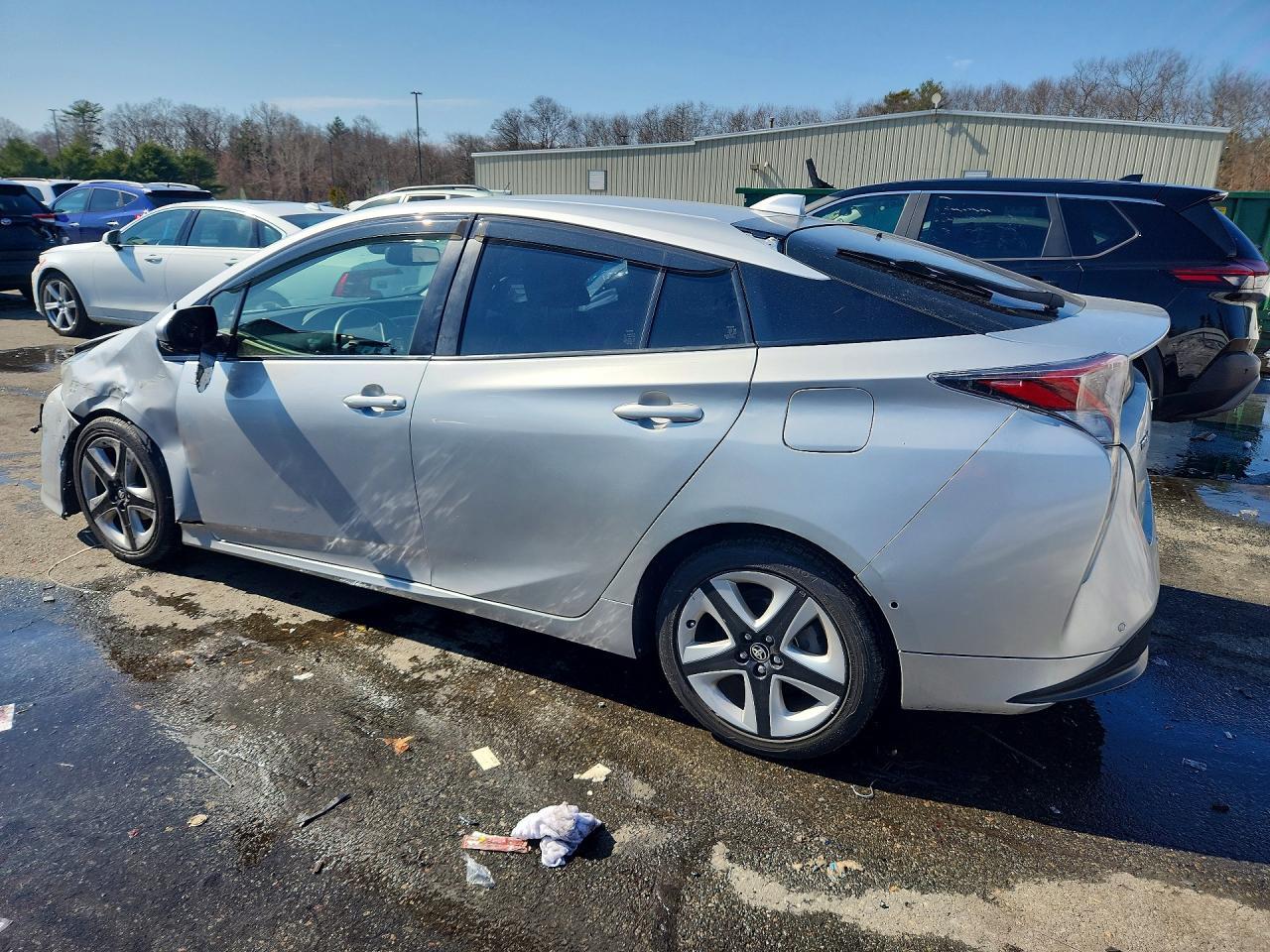 2017 Toyota Prius Four Touring - Фото 2