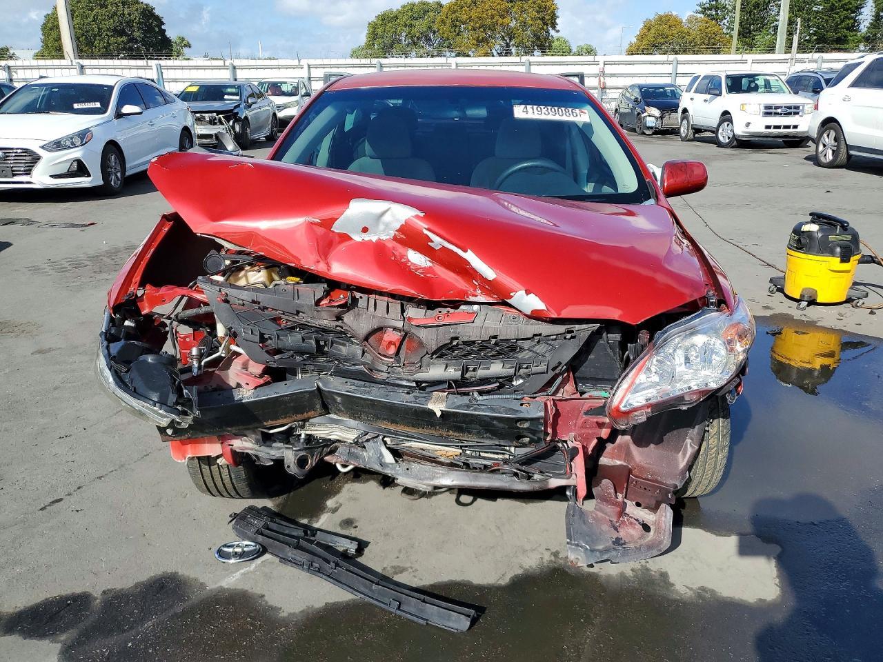 2011 Toyota Corolla Le - Image 5