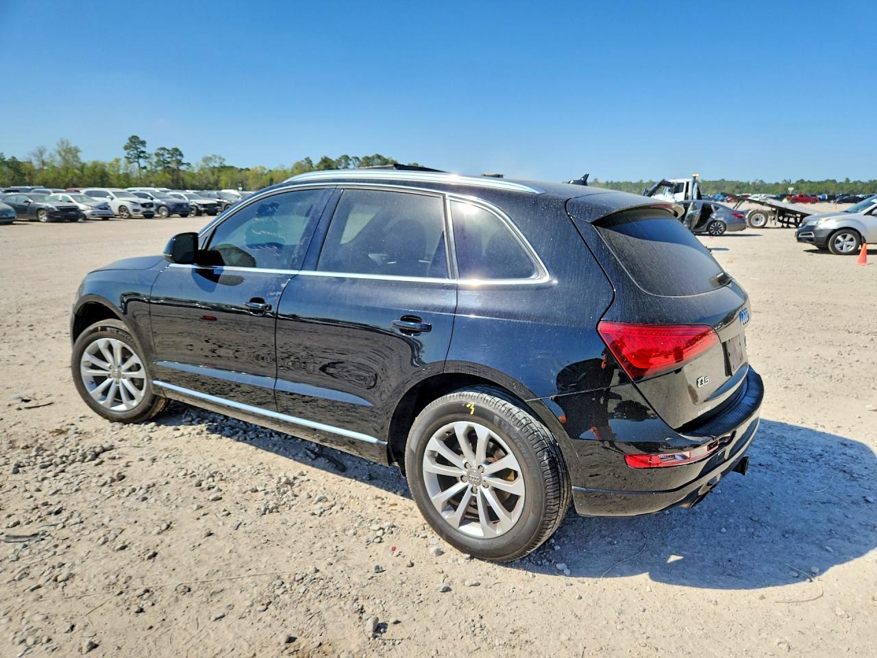 2014 Audi Q5 Premium Plus - Image 2
