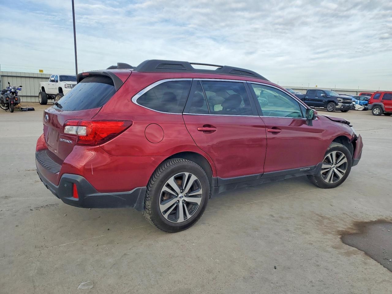 2019 Subaru Outback 2.5I Limited - Image 3