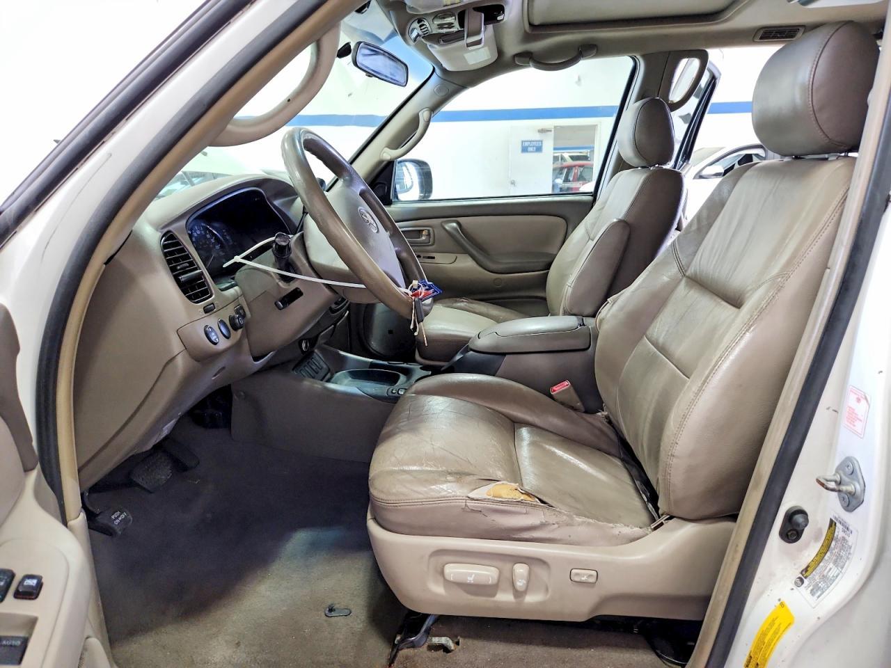 2005 Toyota Sequoia Sr5 - Фото 7