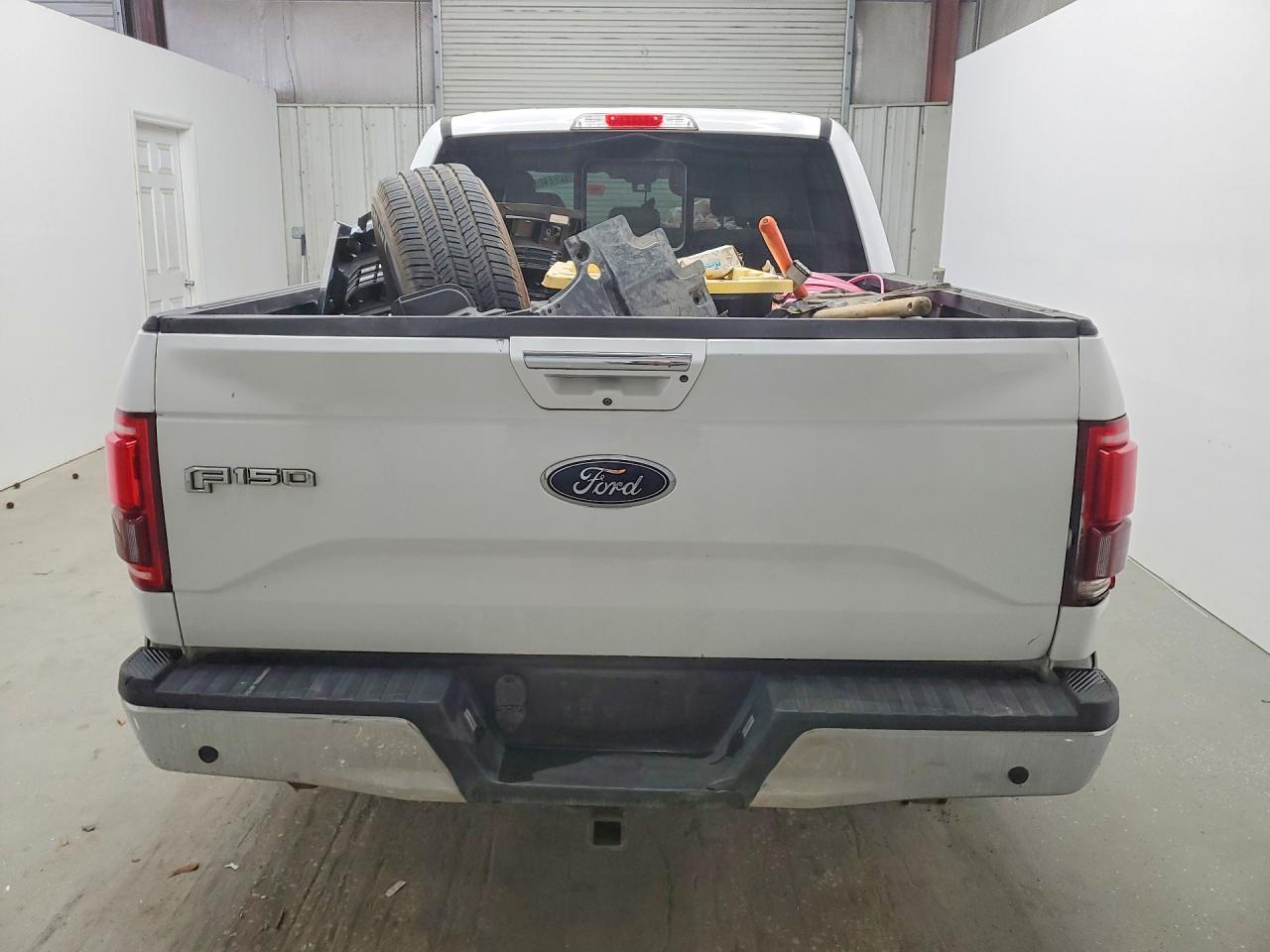 2016 Ford F150 Supercrew - Фото 6