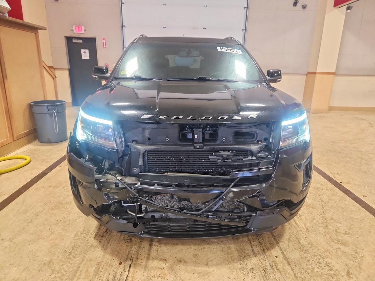 2018 Ford Explorer Sport - Image 5