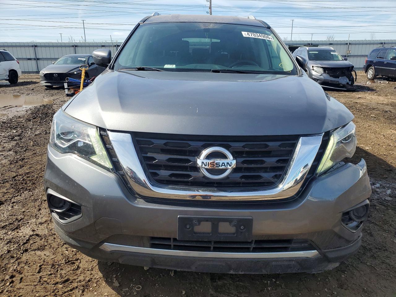 2019 Nissan Pathfinder S - Фото 5