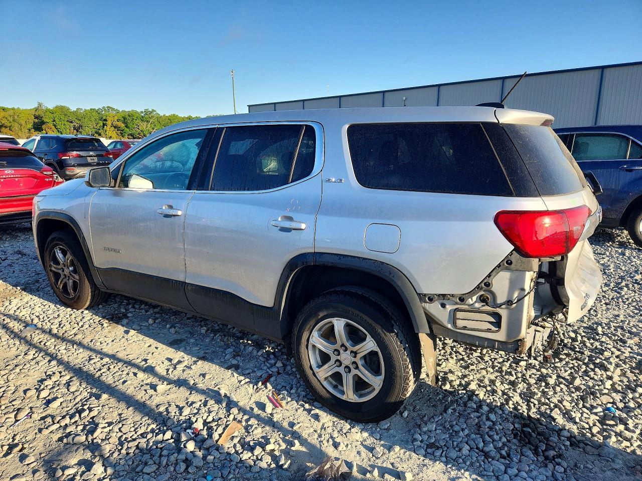 2018 GMC Acadia Sle - Image 2