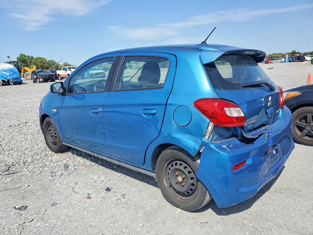 2017 Mitsubishi Mirage Es - Фото 2
