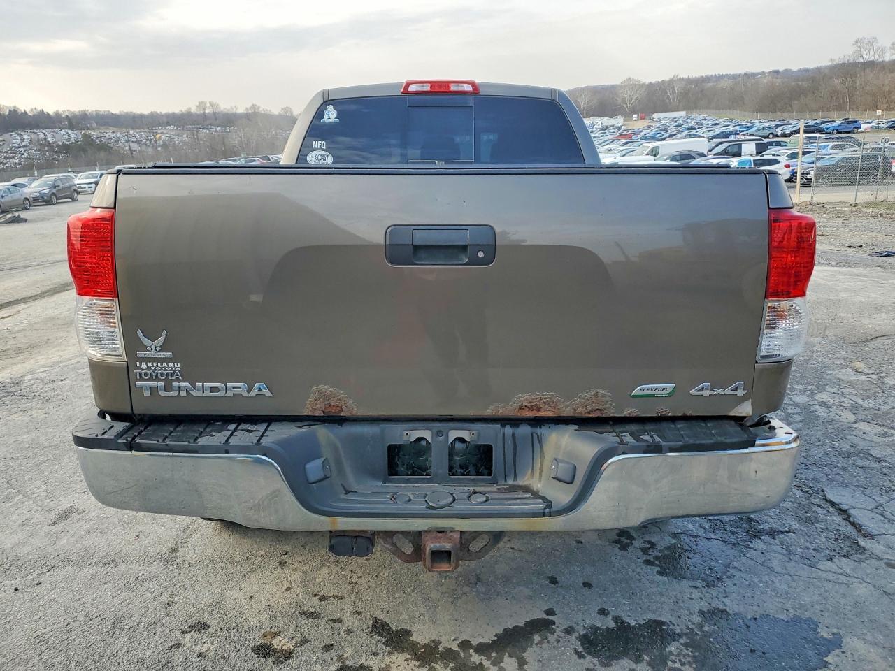 2011 Toyota Tundra Double Cab Sr5 - Фото 6