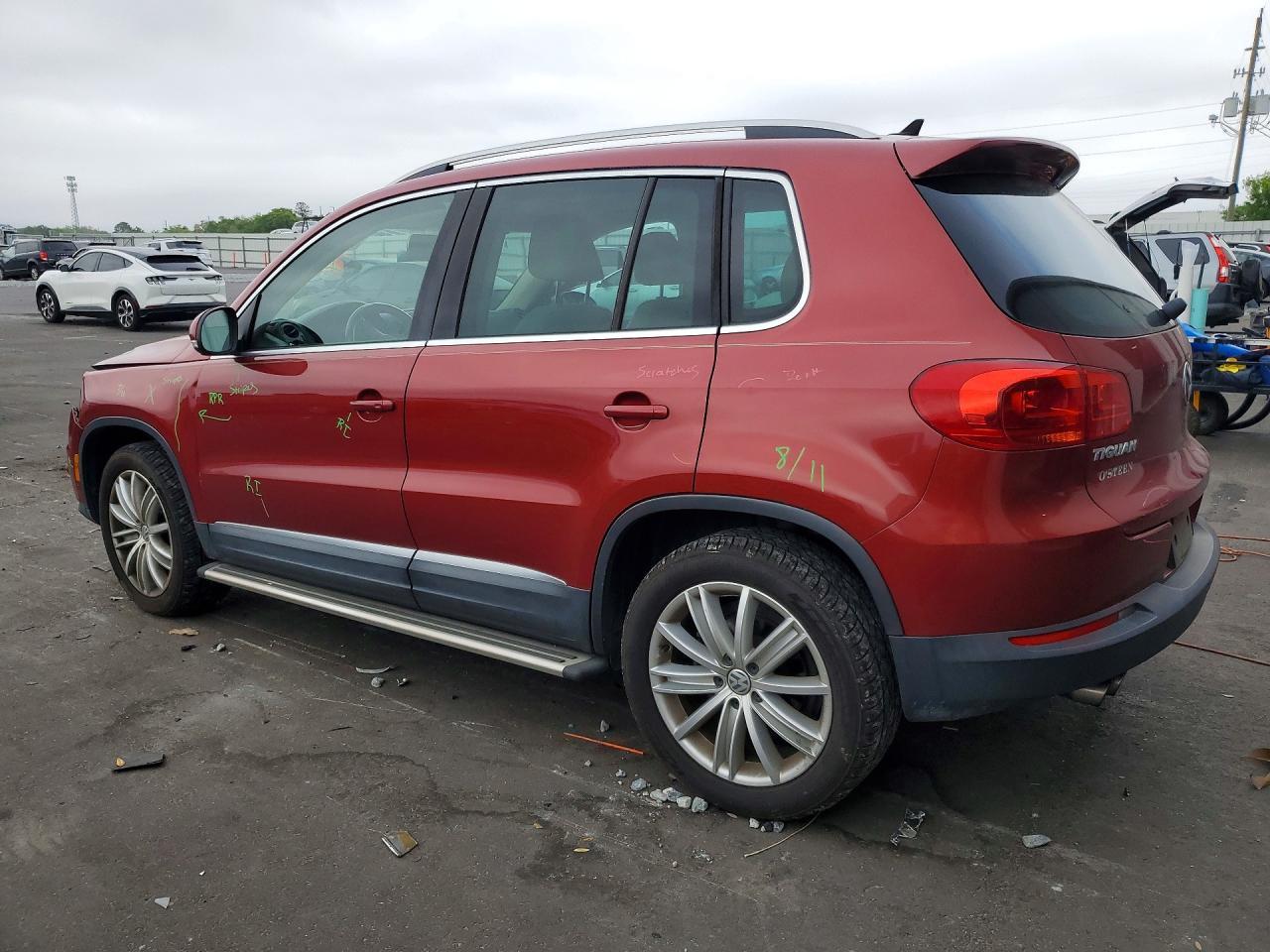 2015 Volkswagen Tiguan S - Фото 2