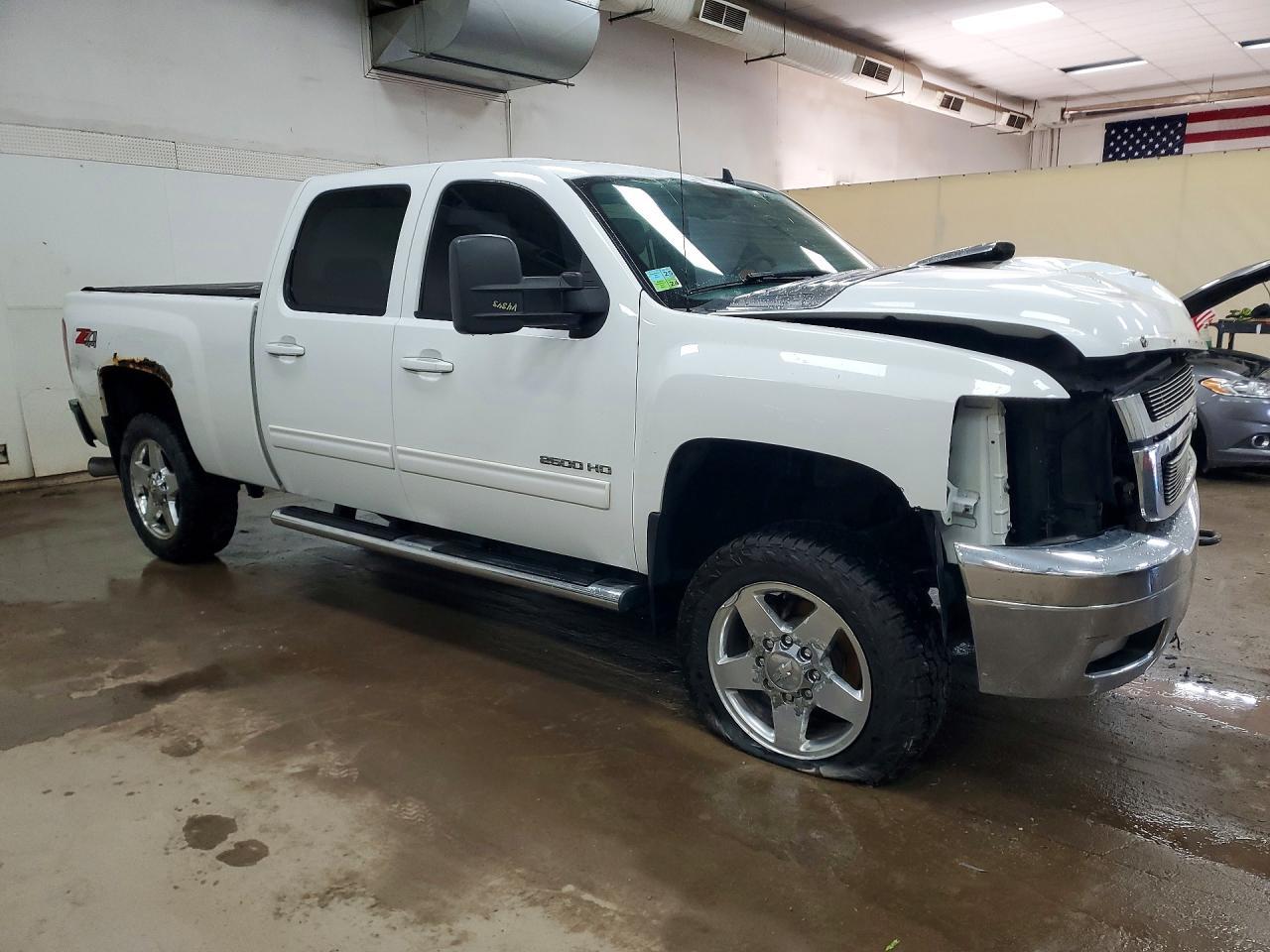 2012 Chevrolet Silverado K2500 Heavy Duty Ltz - Image 4