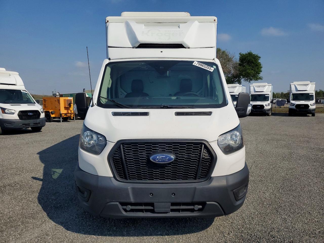 2020 Ford Transit Delivery Truck - Фото 5