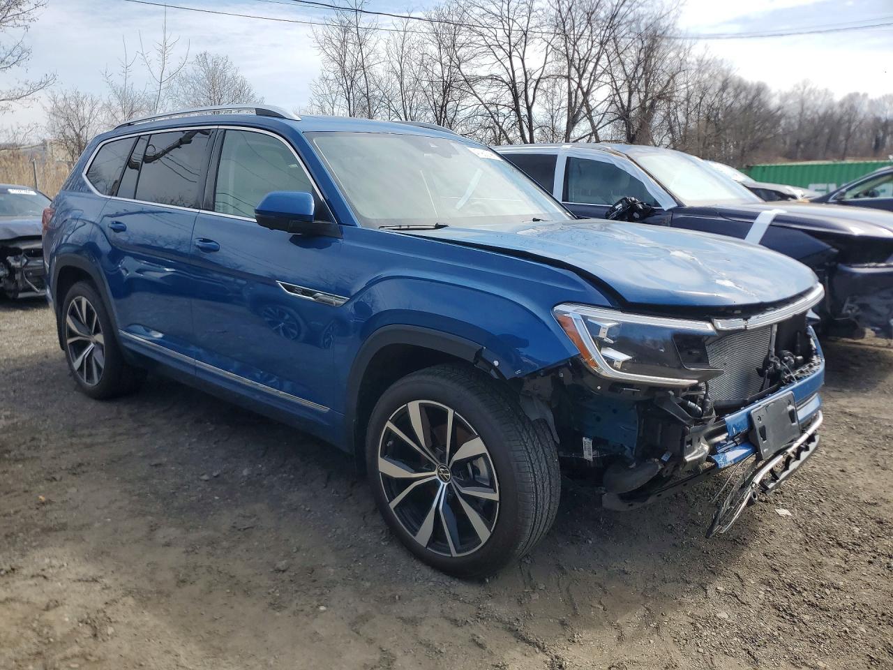 2025 Volkswagen Atlas Sel Premium R-Line - Image 4