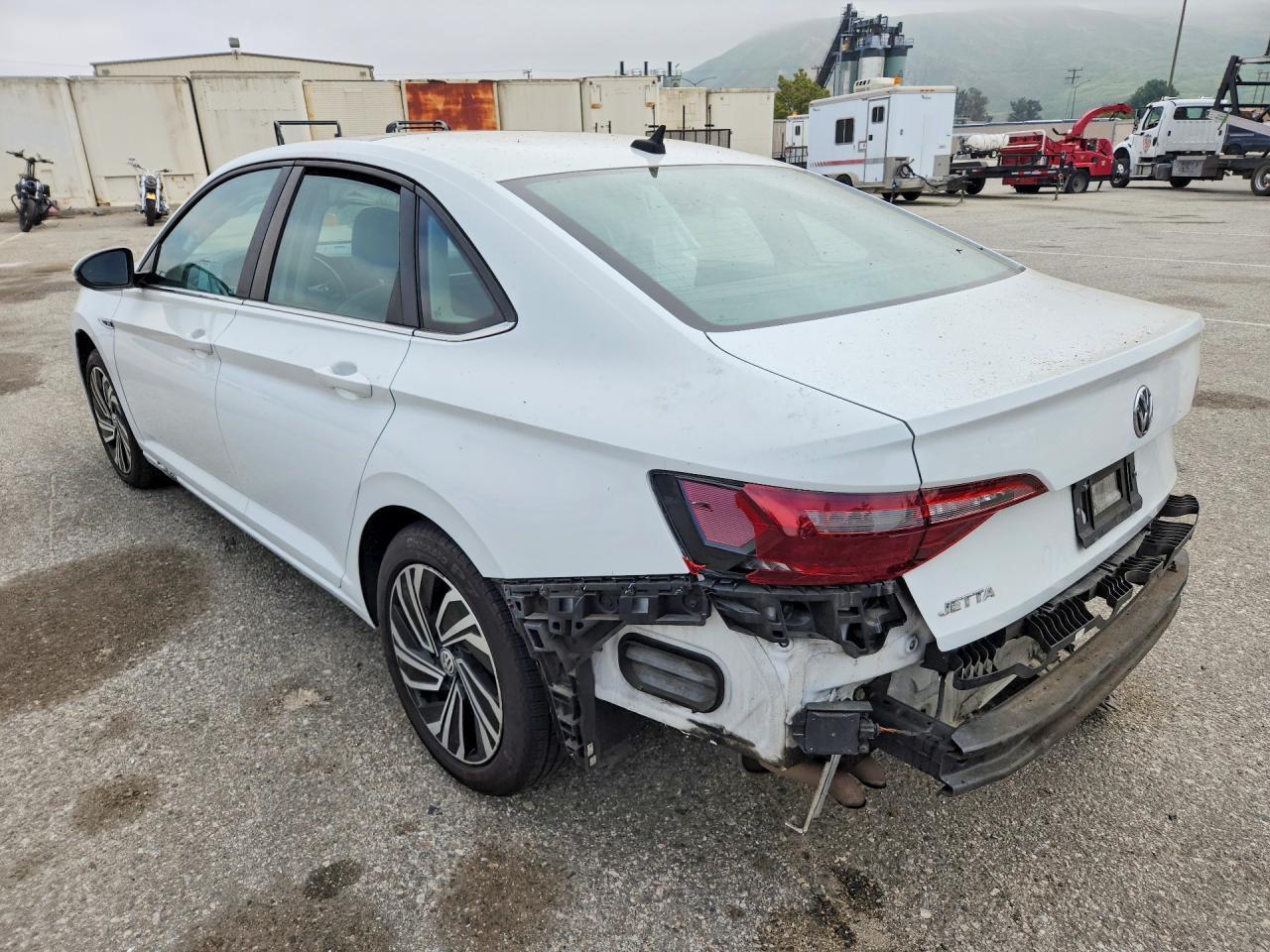 2021 Volkswagen Jetta Sel Premium - Image 2