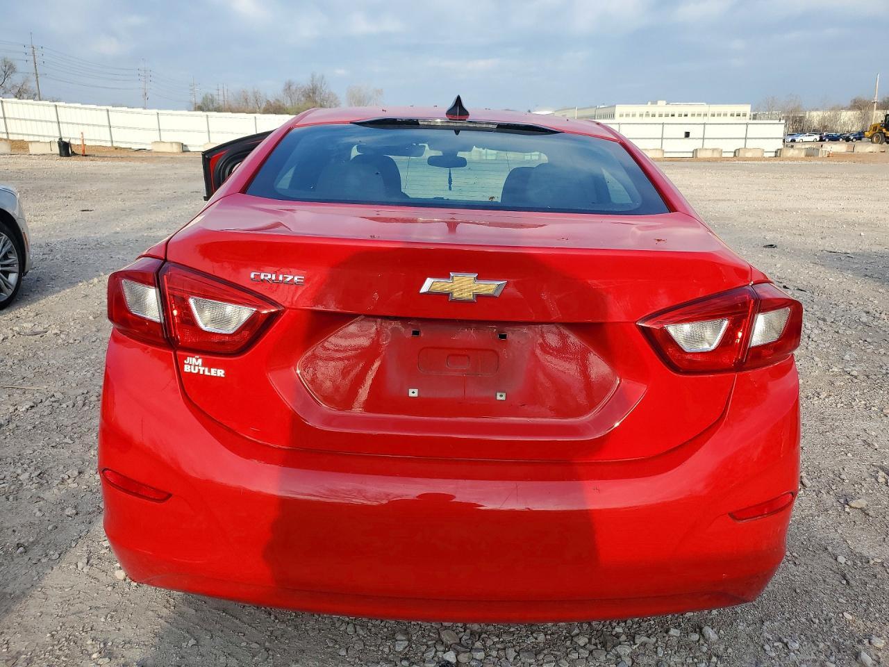 2019 Chevrolet Cruze Ls - Image 6