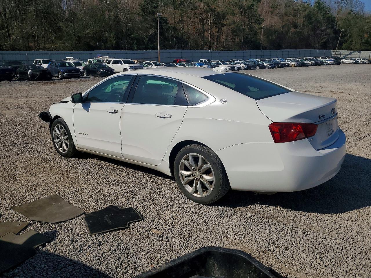 2019 Chevrolet Impala Lt - Image 2