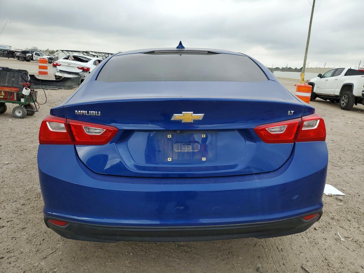 2023 Chevrolet Malibu Lt - Image 6